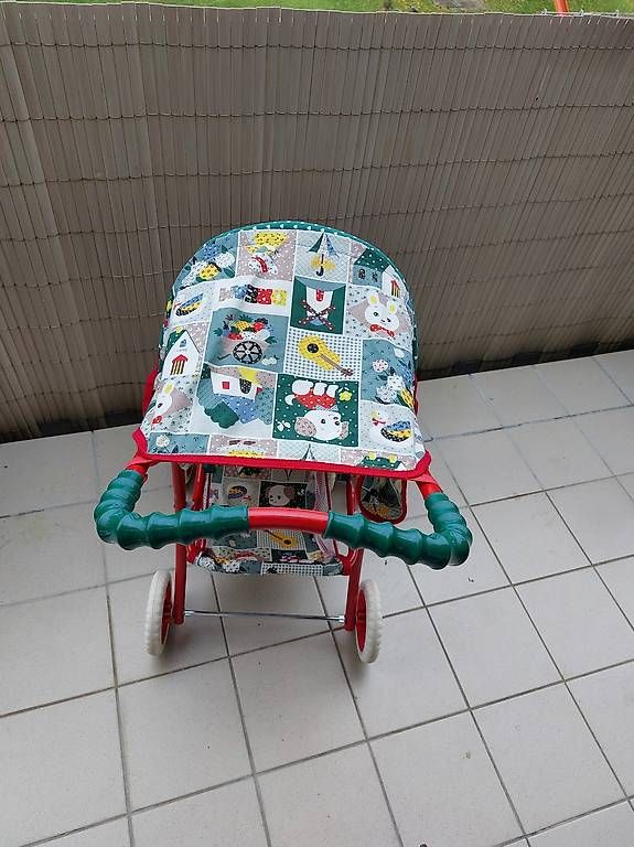 Voitures de poupées: Poussette poupee – D'occasion à St-Prex par annexplorateur 2