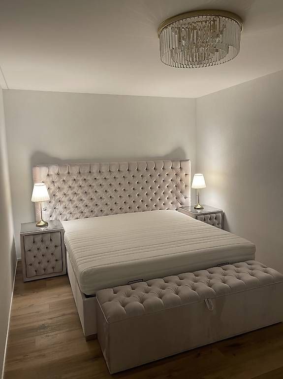 Letti: Chesterfield Bett-Set in Beige Samt – Nuovo (secondo la descrizione) da Wetzikon ZH venduto da iva_f65f 2
