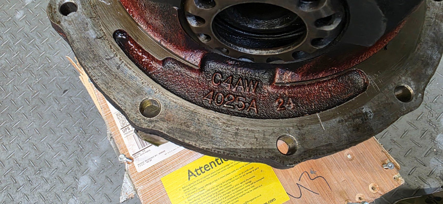 Ford Tutti pezzi di ricambio auto: Ford 9 Zoll Differential "Third Member" – Usato da Alpnach Dorf venduto da inf_bz25 6