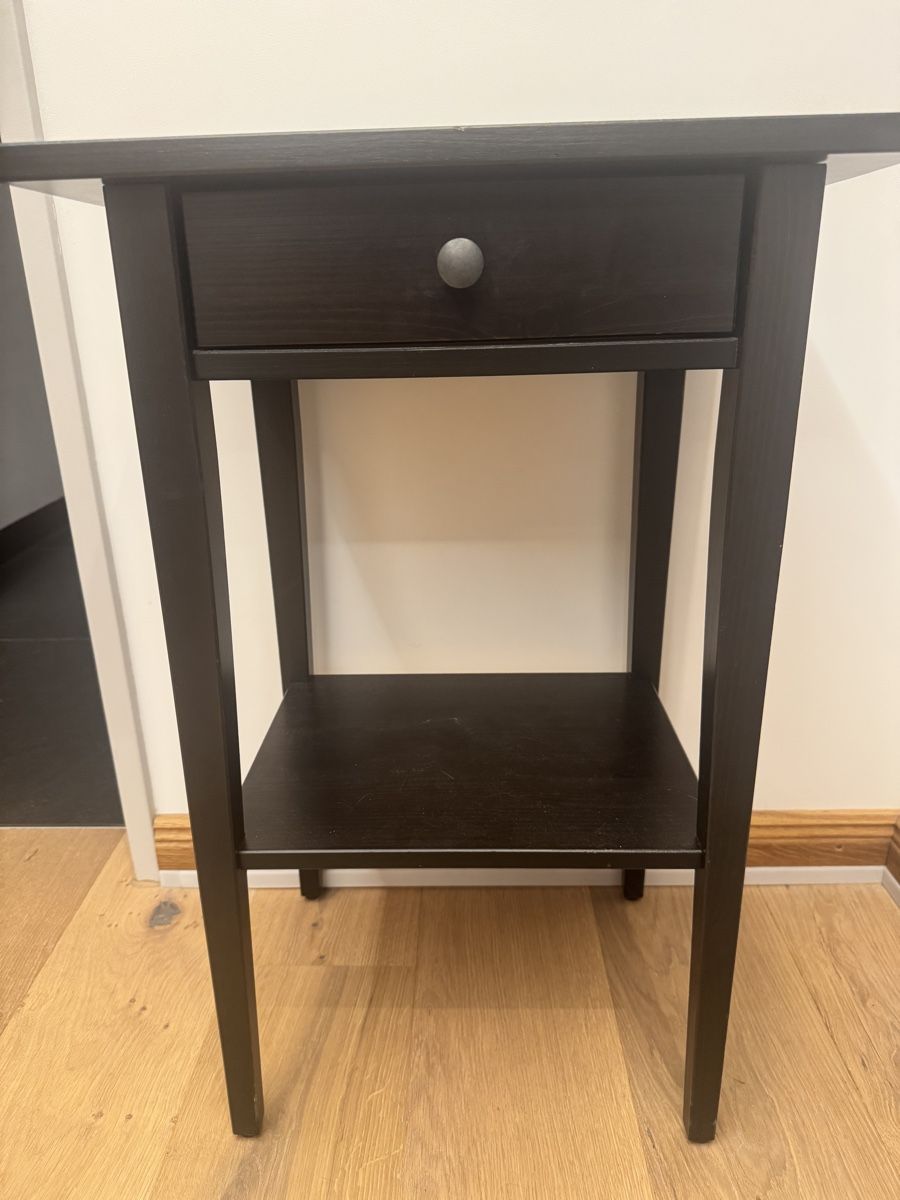 Comodini: Nachttisch schwarz mit Schublade Ikea Hemnes – Usato da Basel venduto da bau_6tk8 1