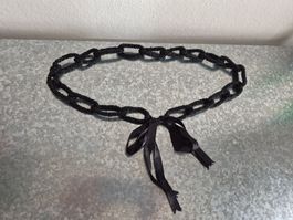 Elegante schwarze Halskette von Feldpausch