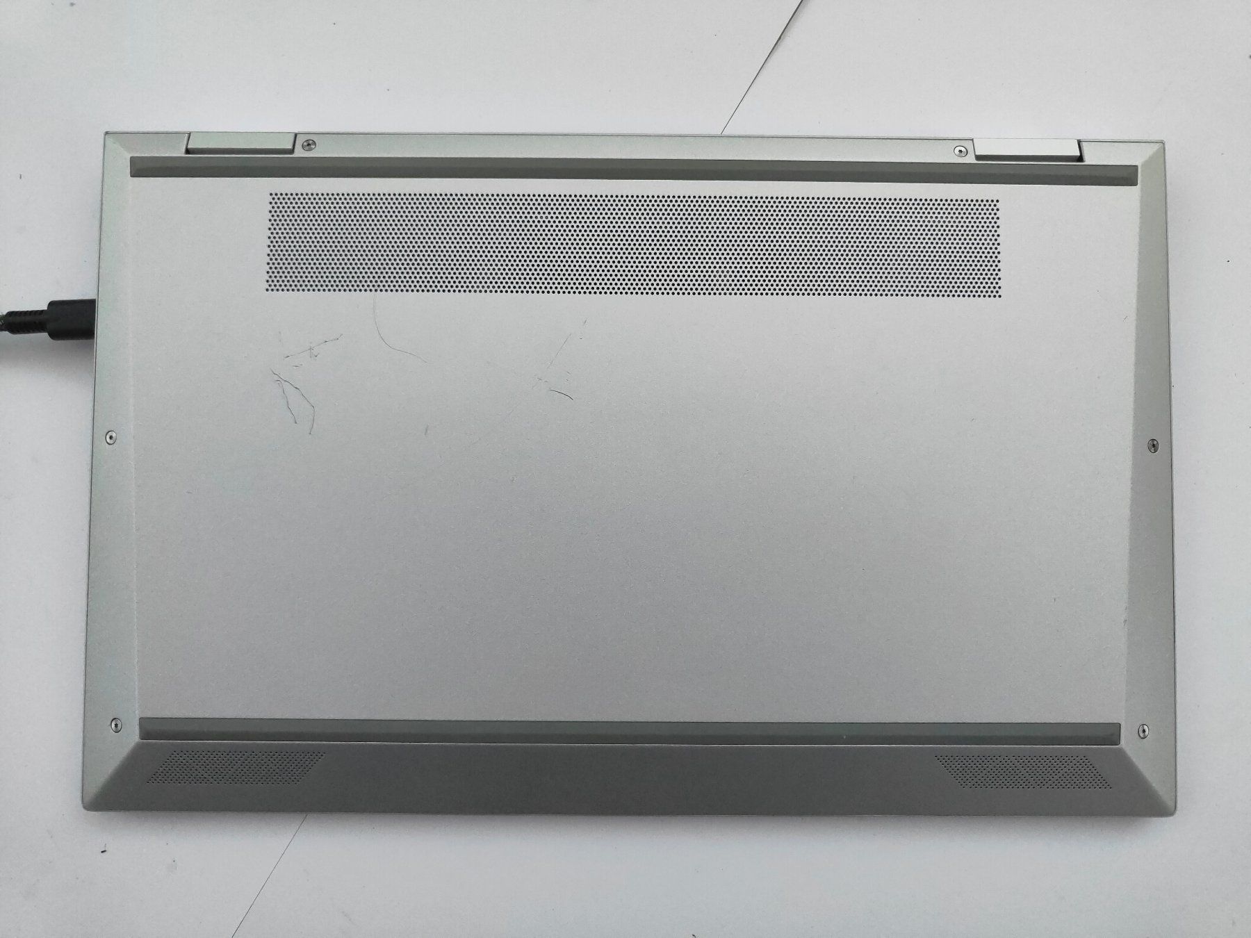 Hewlett Packard Notebook: HP Elitebook x360 1040 G7 Notebook PC – Usato da Zürich venduto da mobilix 3