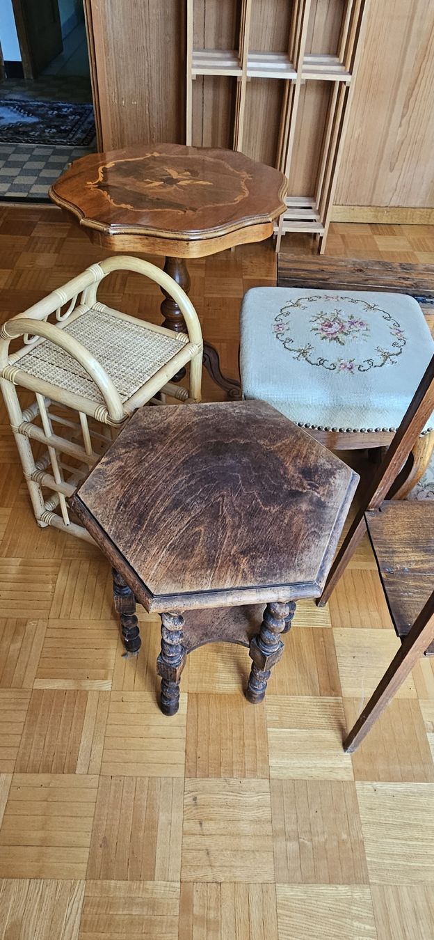 Set di tavolo e panche: Diverse Kleinmöbel Lot – Usato da Belp venduto da Ginus85 3