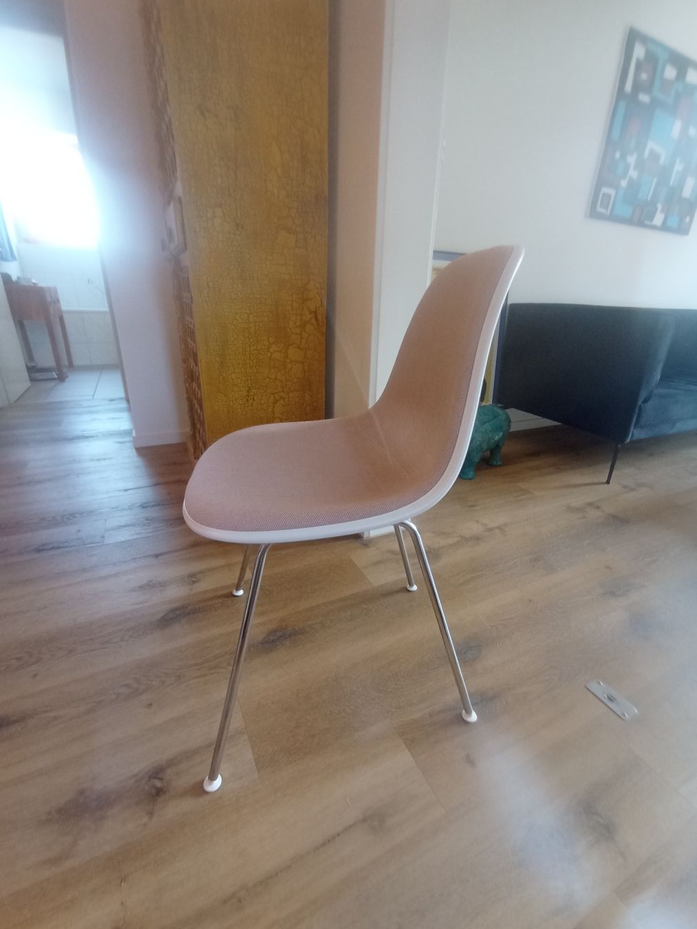 Vitra Stühle: Eames Plastik Chair – Neu (gemäss Beschreibung) aus Affoltern am Albis von sprax 1