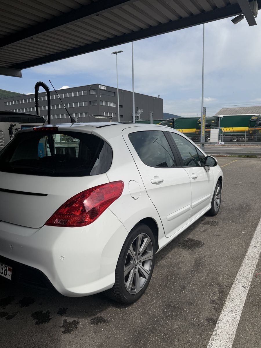 Peugeot Autos: Peugeot 308 2011 – Gebraucht aus Kappel SO von ron_xy69 2