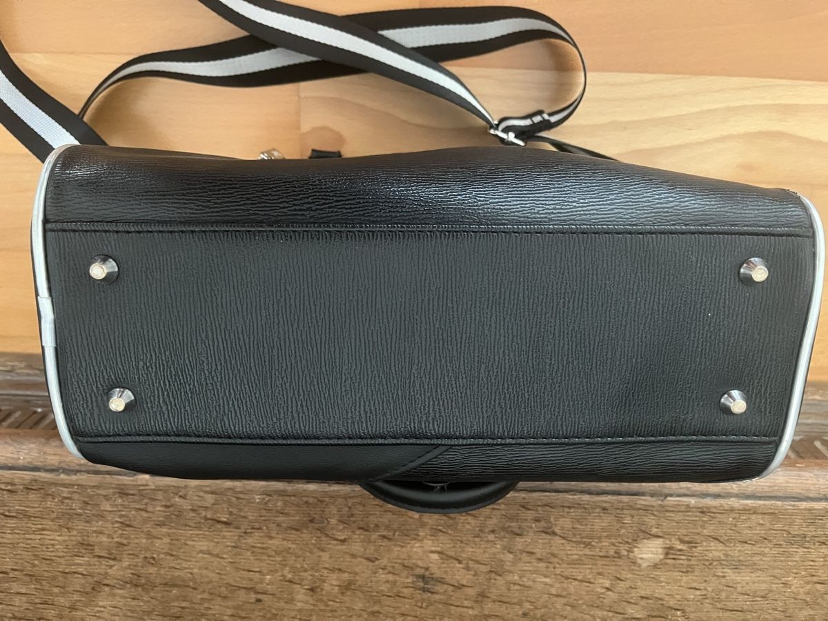 Fila Borse da donna: Fila Tasche , schwarz/ Silber – Usato da Uetikon am See venduto da erz13 5
