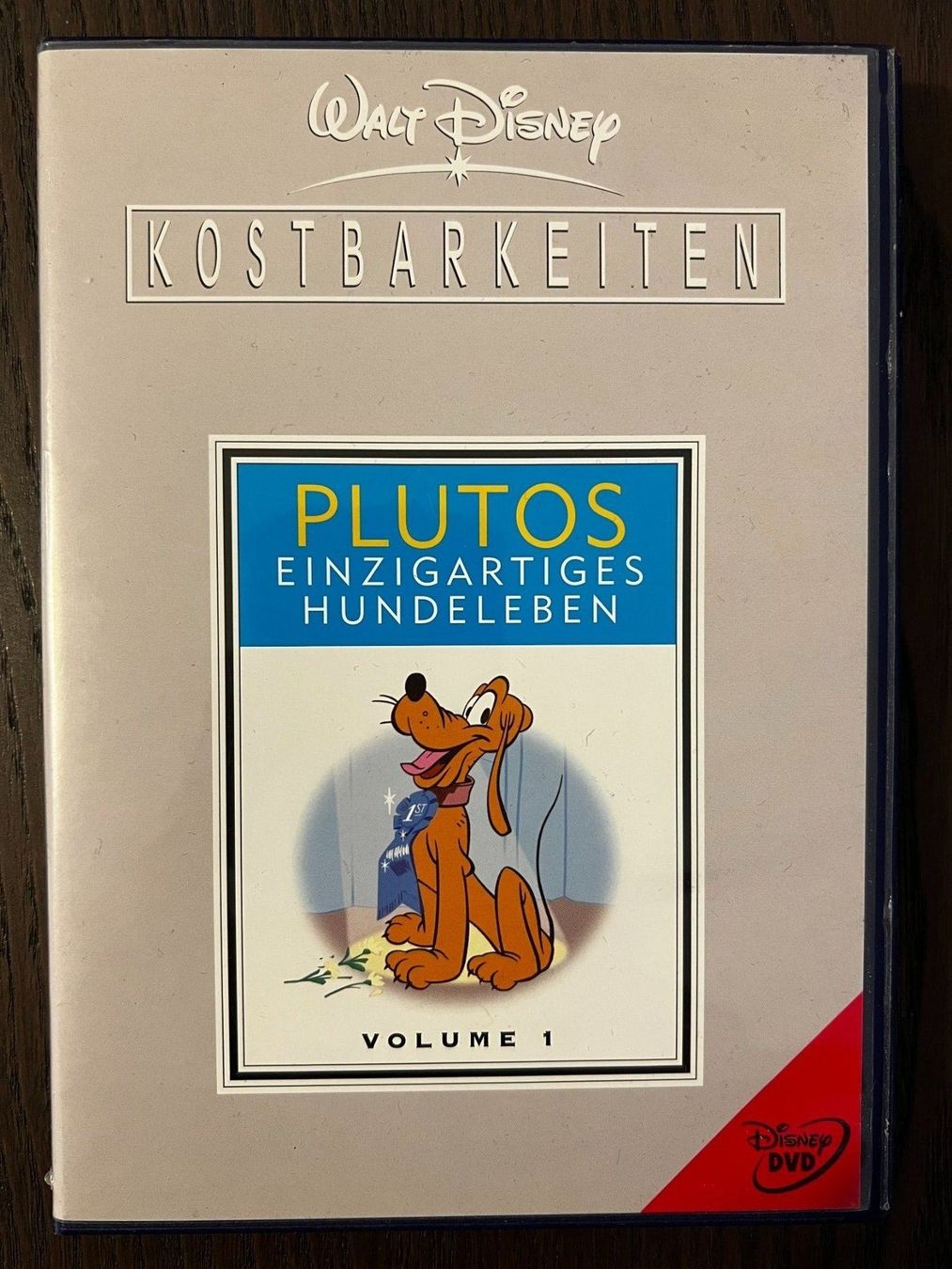Tutti i DVDs: Plutos einzigartiges Hundeleben Vol. 1 – Usato da Zürich venduto da FilmFreunde