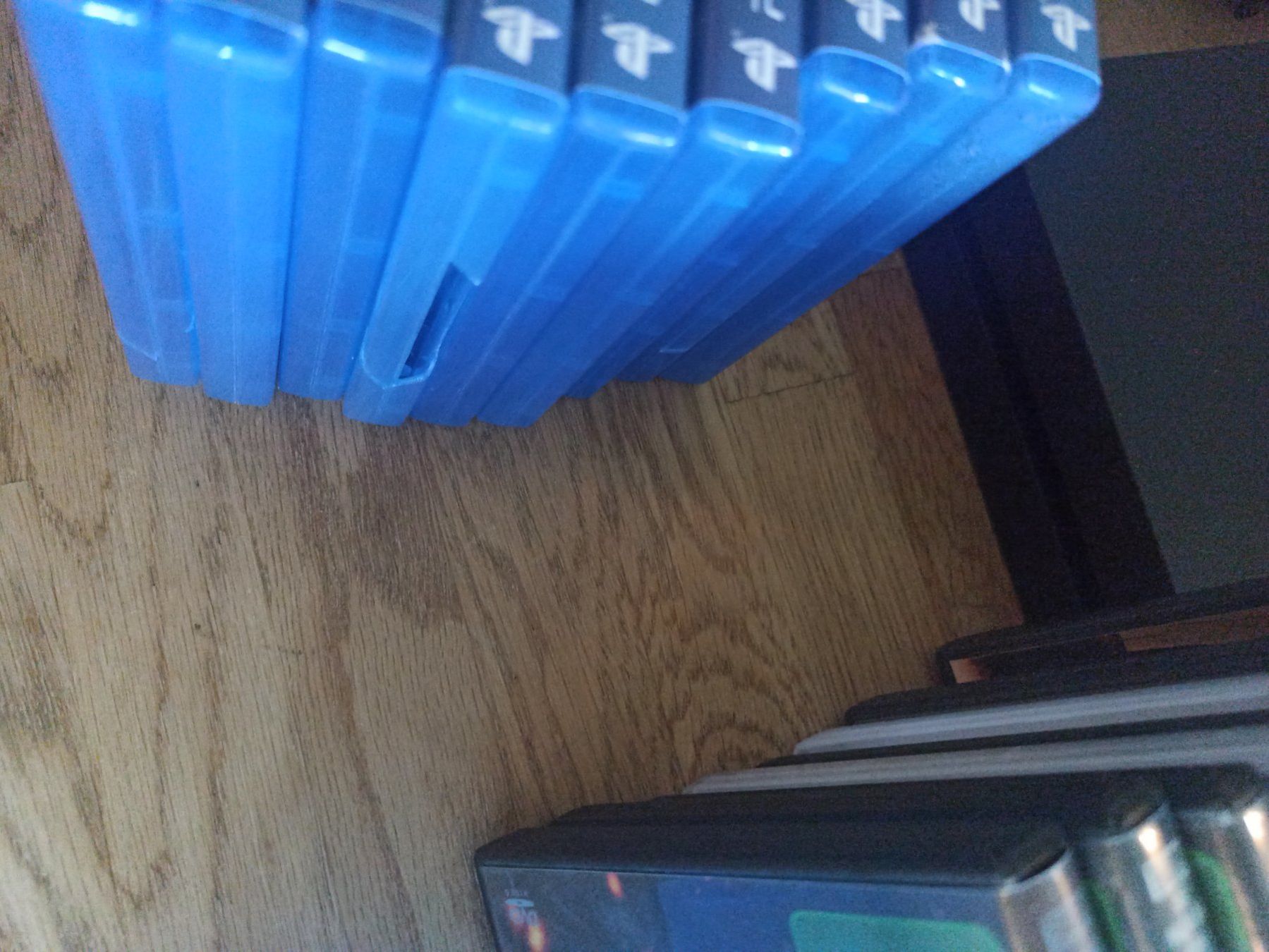 Sony Konsolen: Sony - PlayStation 4 - PS4 FAT / Controller / Spiele / usw. – Gebraucht aus Oberweningen von mar_87mx 7