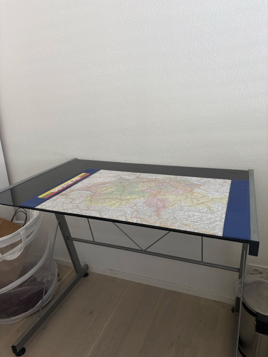 Scrivanie: Schreibtisch inkl. Stuhl – Usato da Zürich venduto da pre_55b8 2