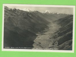 Blick vom Furka-Belvedere auf das Goms und Walliseralpen
