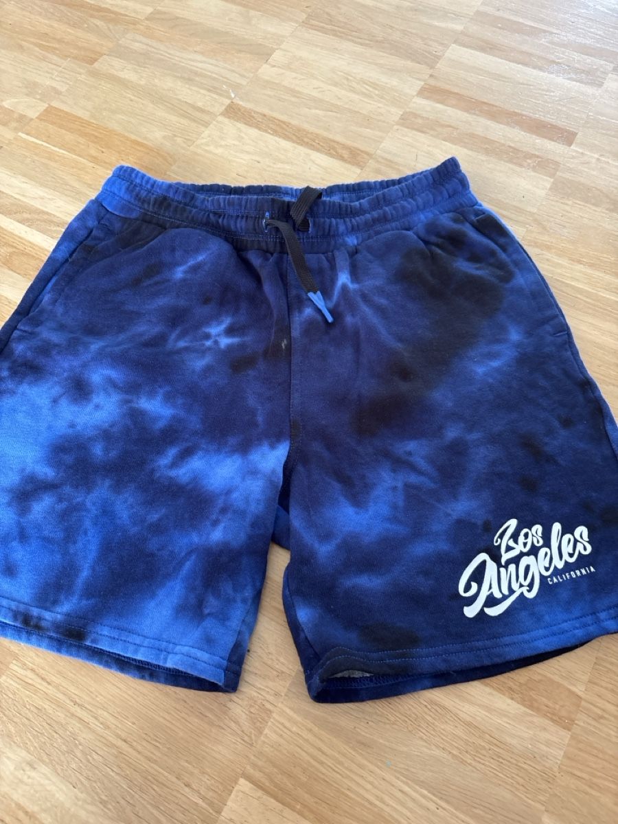 H&M Pantaloni: Shorts 146 von H&M – Usato da Sissach venduto da Hippo200