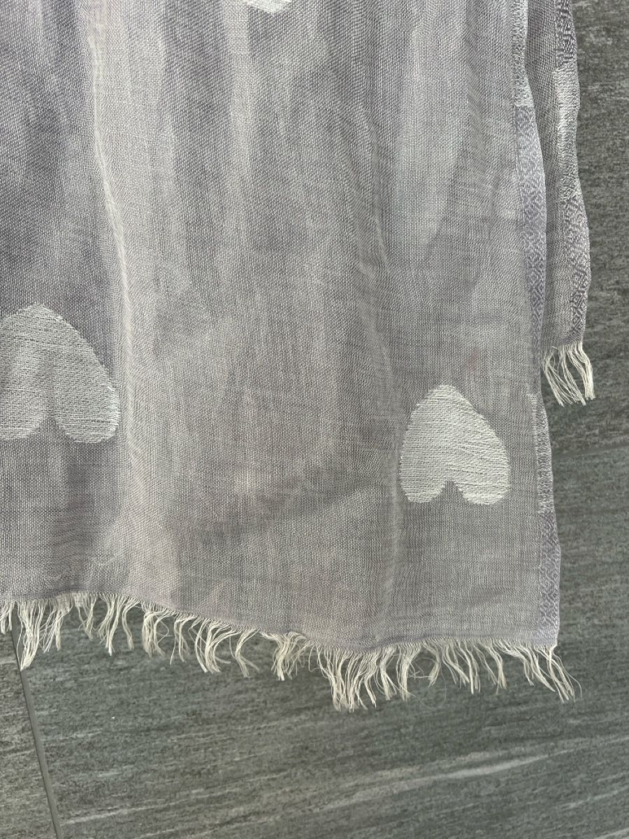 Codello Foulard & Sciarpe: Lovely light blue grey Scarf from Codello – Usato da Luzern venduto da TIsabel