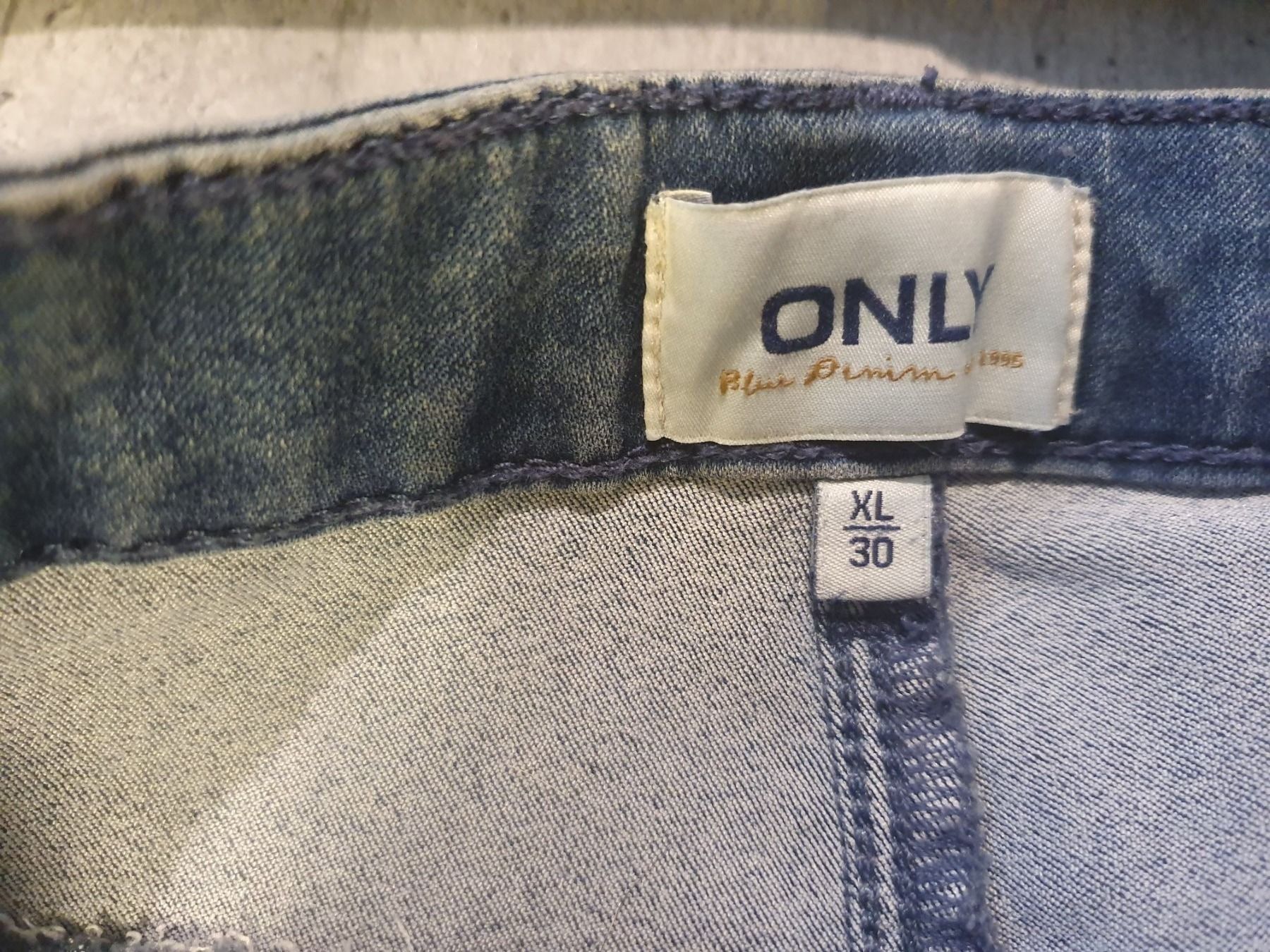 Jeans: Damen Jeans NEU von Only – Usato da Aarburg venduto da saluvava 2