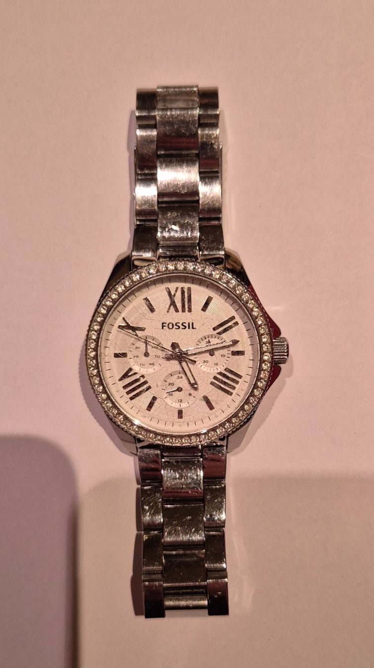 Fossil Orologi: Montre Fossil – Usato da Valeyres-sous-Montagny venduto da Romy.
