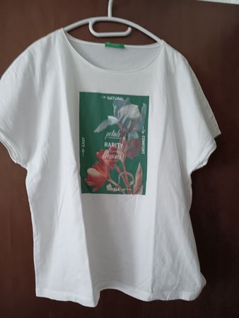 Sommerliches Shirt benetton mit Blumenprint, Grösse L, Top Z