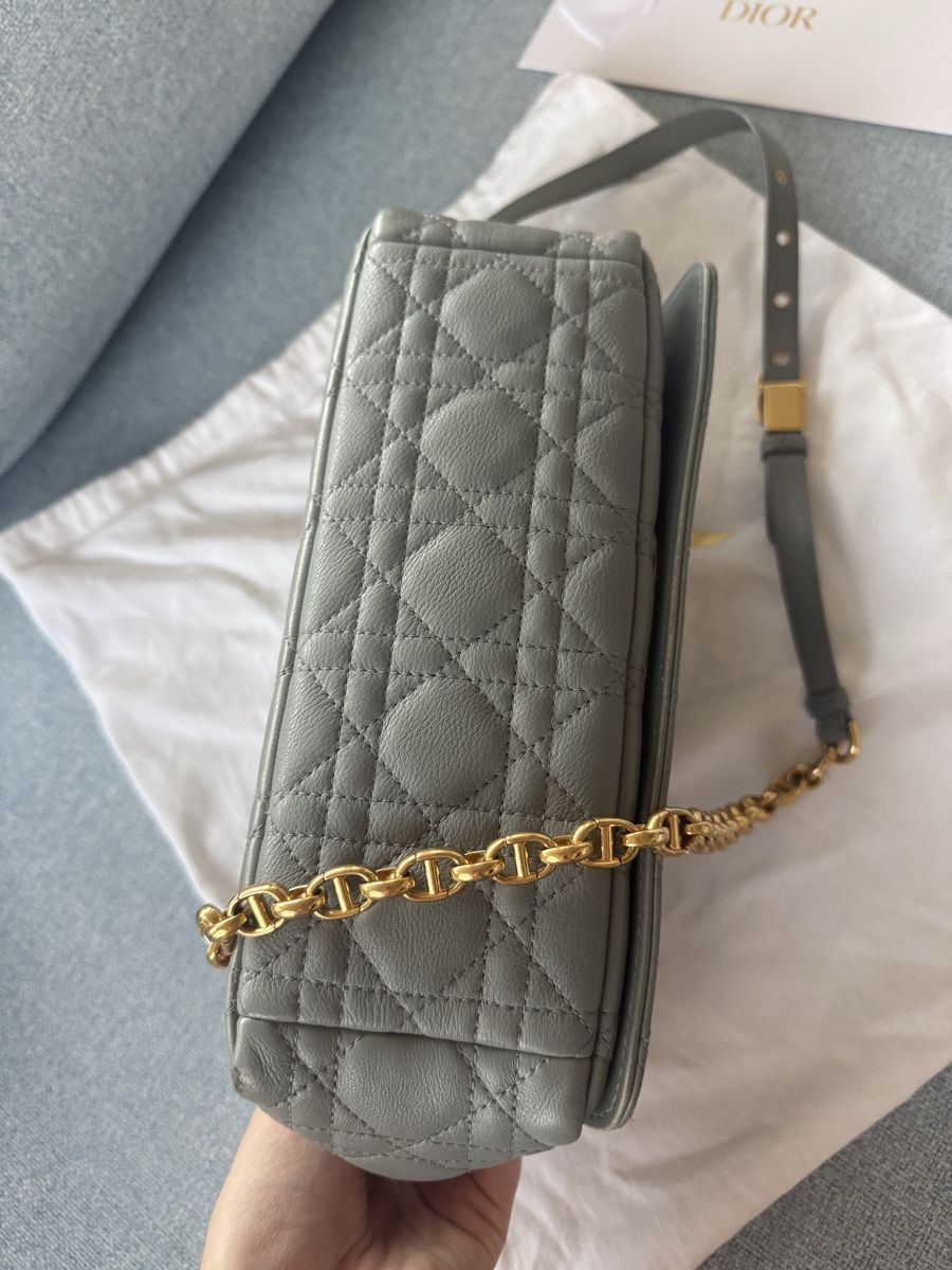 Dior Sacs femmes: Dior Caro Medium Grey Bag – D'occasion à Bottmingen par Itsclaire 1