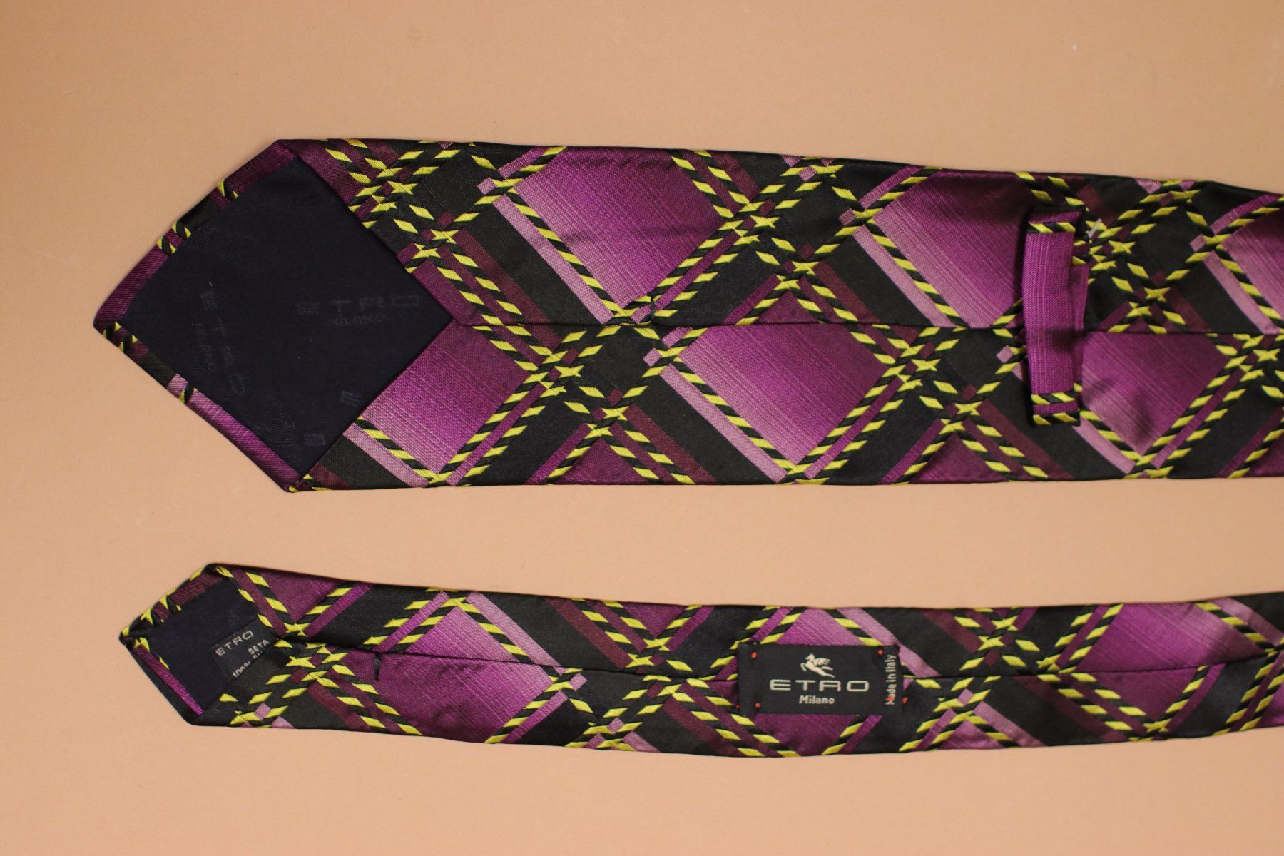 Etro Cravatte: ETRO Funky Silk Tie – Usato da Hombrechtikon venduto da BAZ-Vintage 1