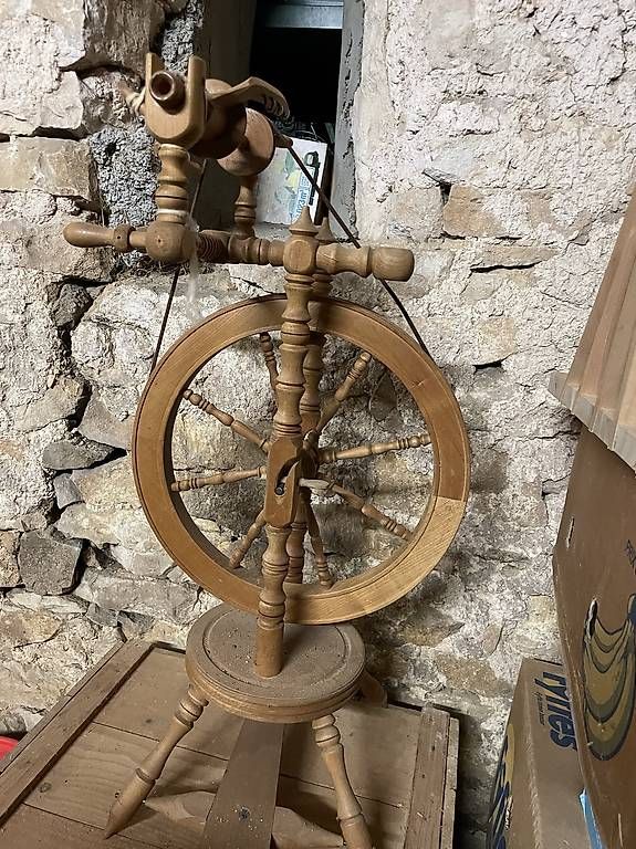 Spinnräder: Spinnrad  – Gebraucht aus Lupsingen von kurrrti 2