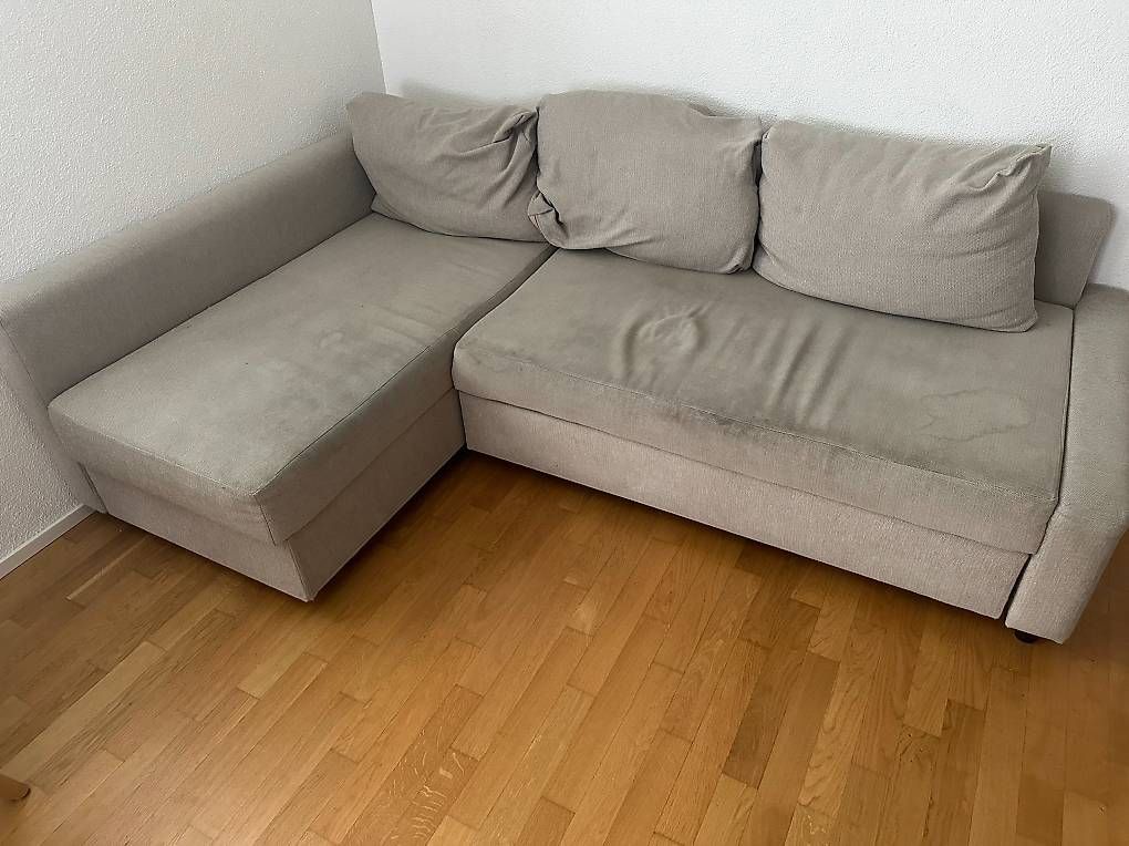 Divani: Ecksofa IKEA gratis  Selbstabholung – Usato da Aarau Rohr venduto da ale_f72q