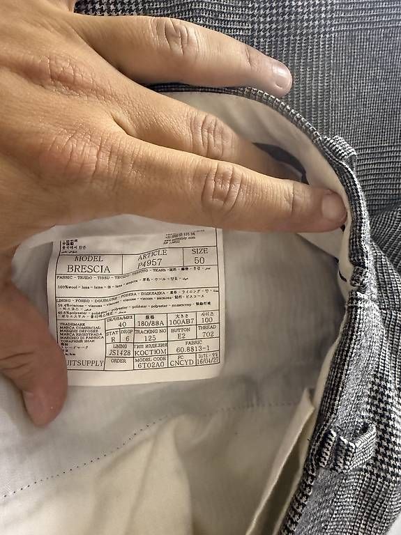 Completi: Suit Supply Anzug (Grau, kariert) – Usato da Zürich venduto da Marc.Peter 4