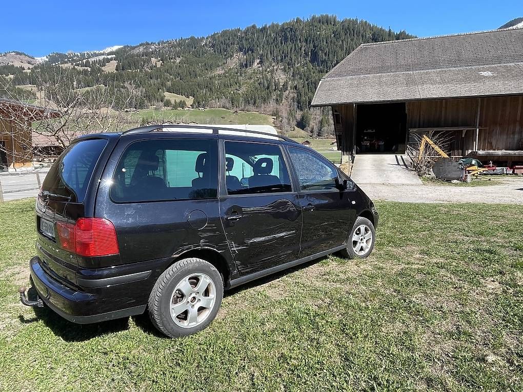 Automobili: Seat Alhambra 4x4 – Usato da Zweisimmen venduto da Mikat 4