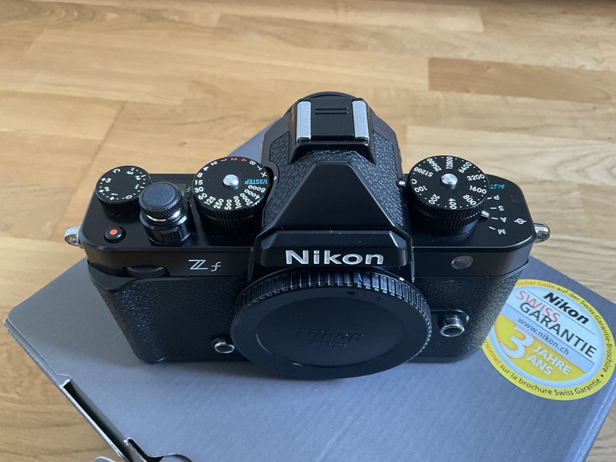 Nikon Appareil photo: Beautiful Nikon Zf Mirrorless Camera – Neuf (Voir description) à Lausanne par True_Bargain 1