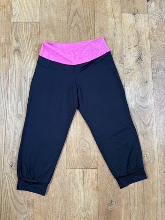 PZ Hosen 3/4 in schwarz & pink Grösse 164