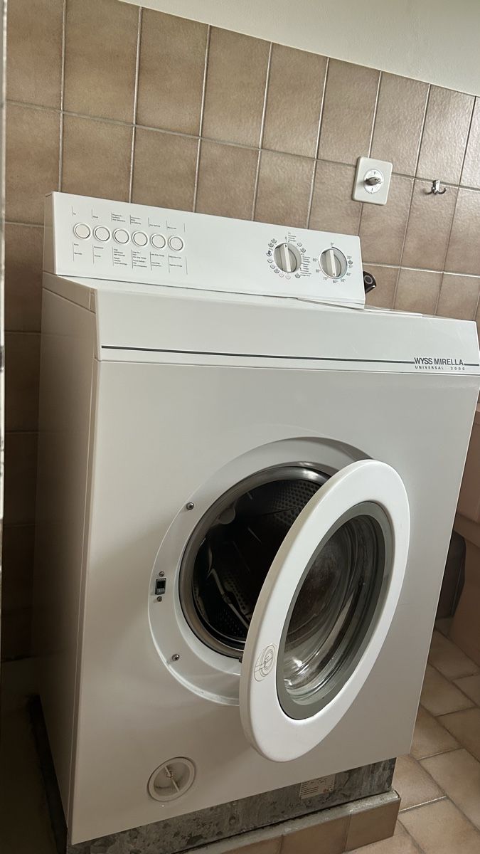 Lavatrici: Waschmaschine – Usato da Seedorf BE venduto da Jeromebi 1