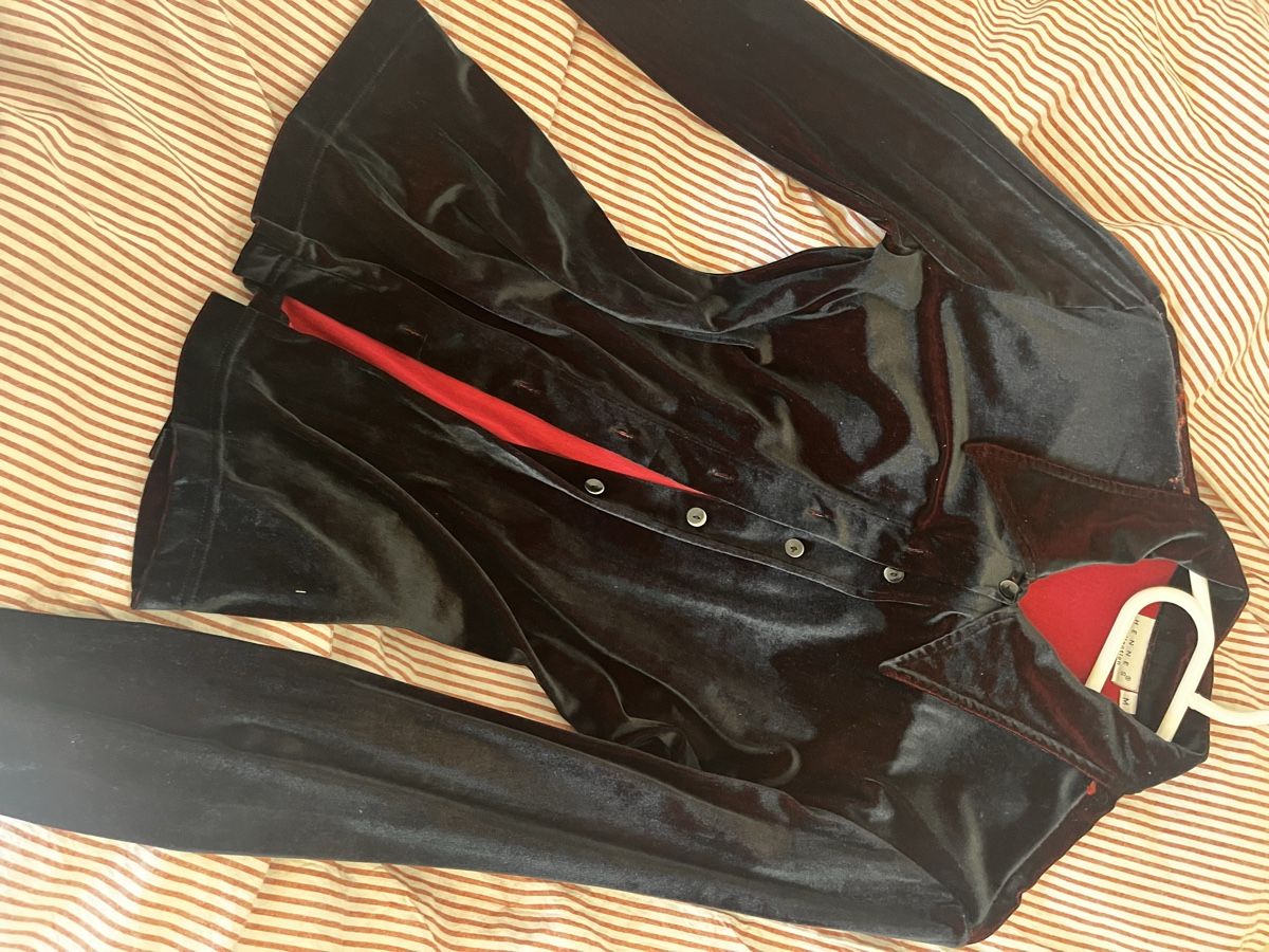 Camicette: Samtkleidung schwarz rote Bluse  – Usato da Zürich venduto da cam_yq7r