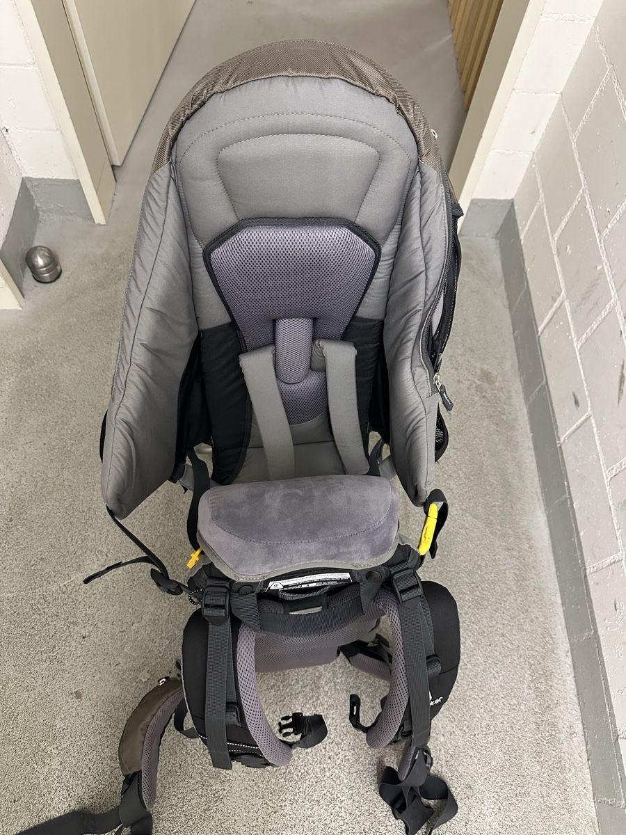 Deuter Bauch- & Rückentragen: Tragerucksack Deuter Kid Comfort III – Gebraucht aus Adliswil von surenya 3