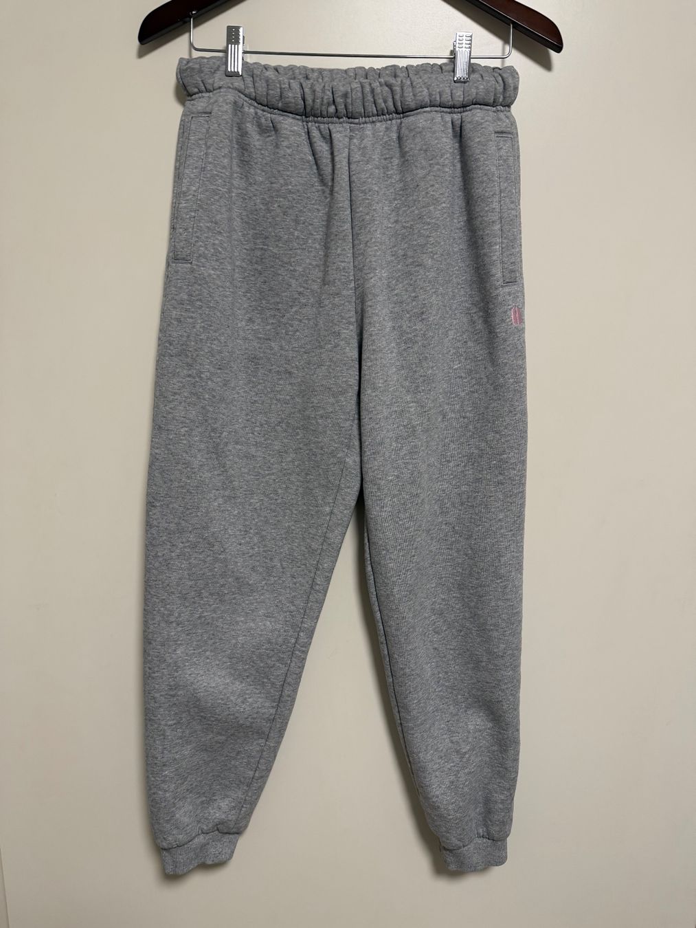 Pantaloni: BTS RM Hose Gr L – Usato da Basel venduto da iulia_haul
