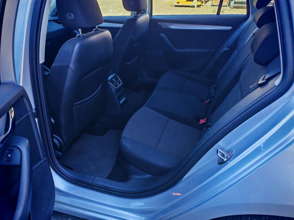 Skoda Automobili: Skoda Octavia ab  MfK – Usato da Ermatingen venduto da calus21 7