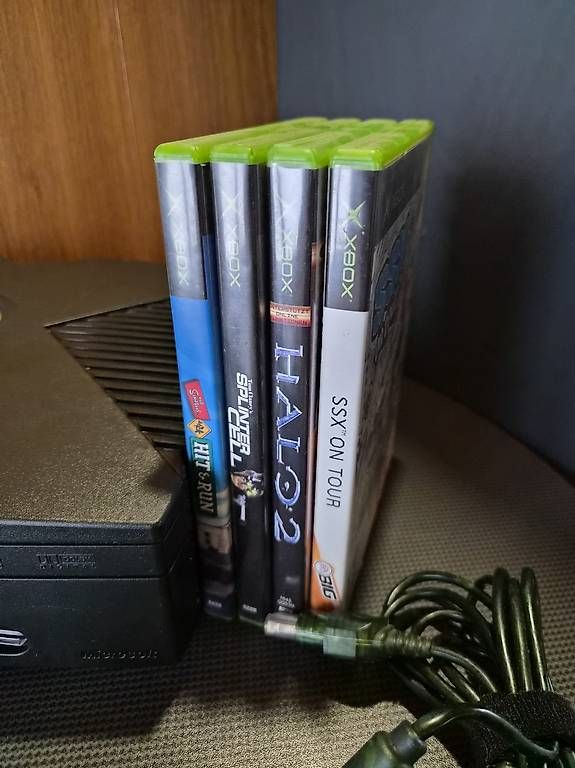 Console: Xbox Classic, Inkl. Kabel, Controller, DVD Adapter, 4 Spiele – Usato da Berg TG venduto da pas_mft2 3