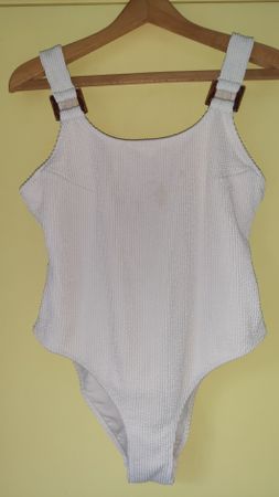 Badeanzug 42