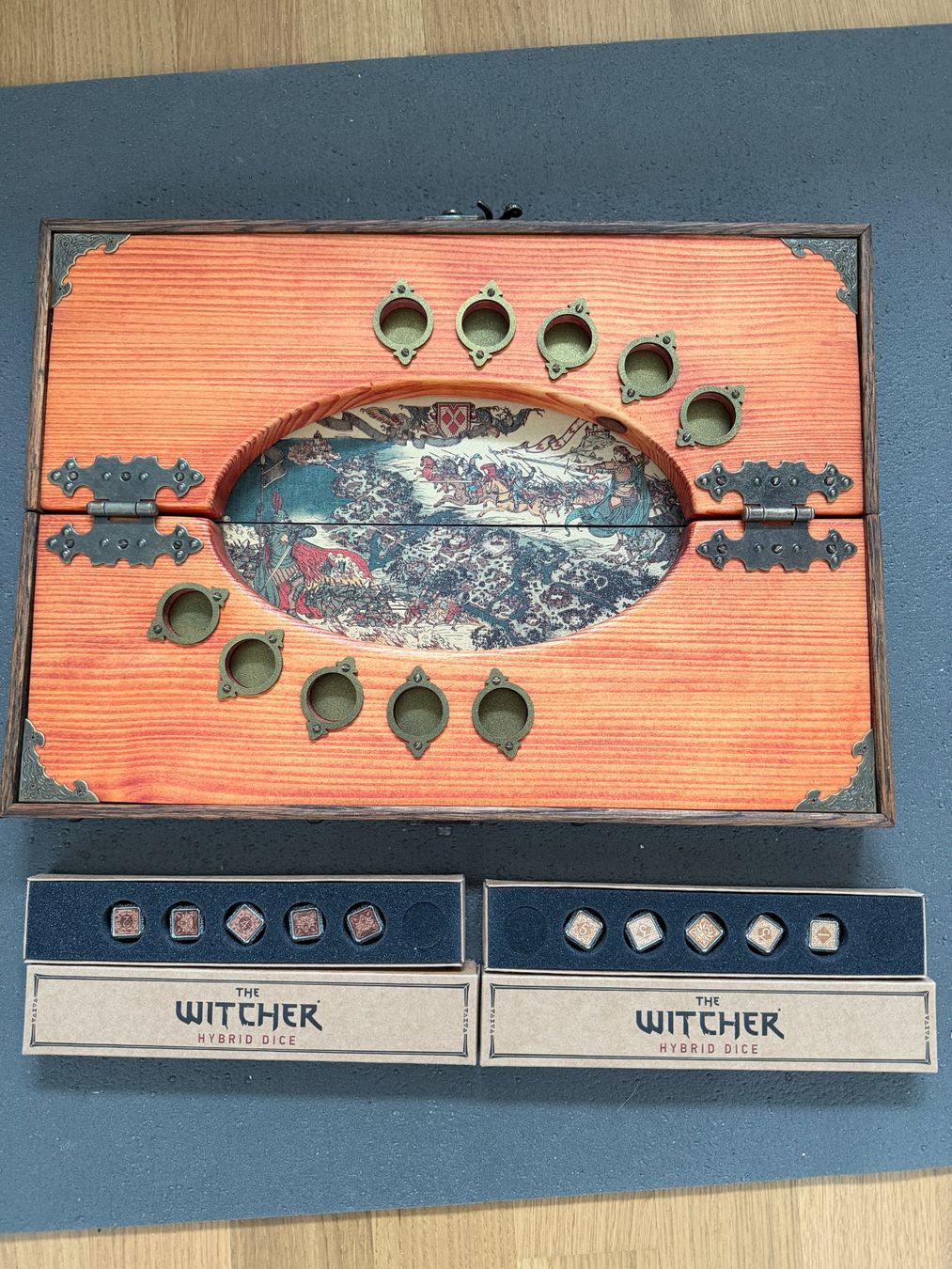 Spiele: The Witcher Dice Poker – Neu und originalverpackt aus Rüti ZH von giz_mtv7