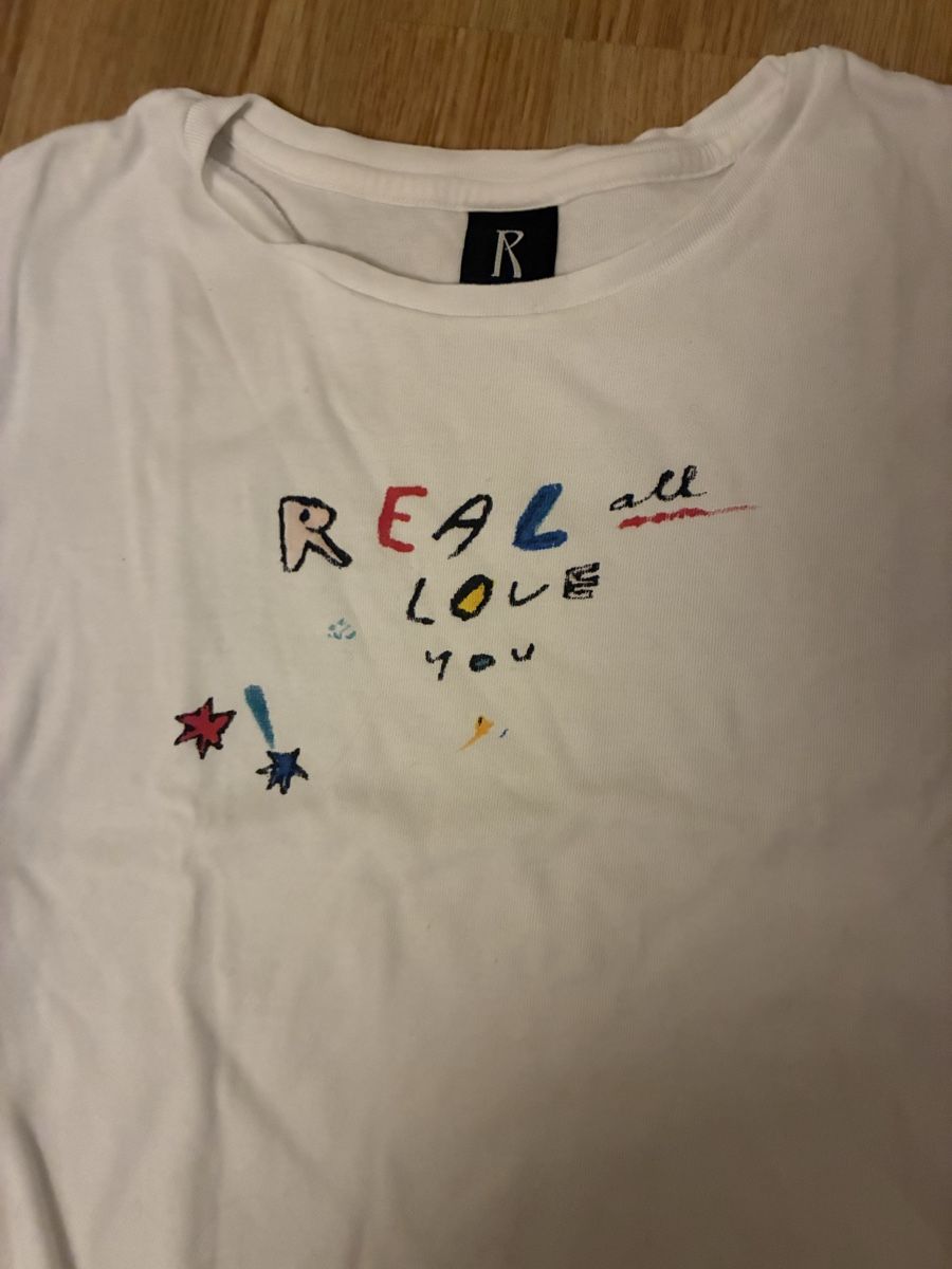 T-shirt: RÉALISATION PAR T-Shirt – Usato da Zürich venduto da liviam1 2