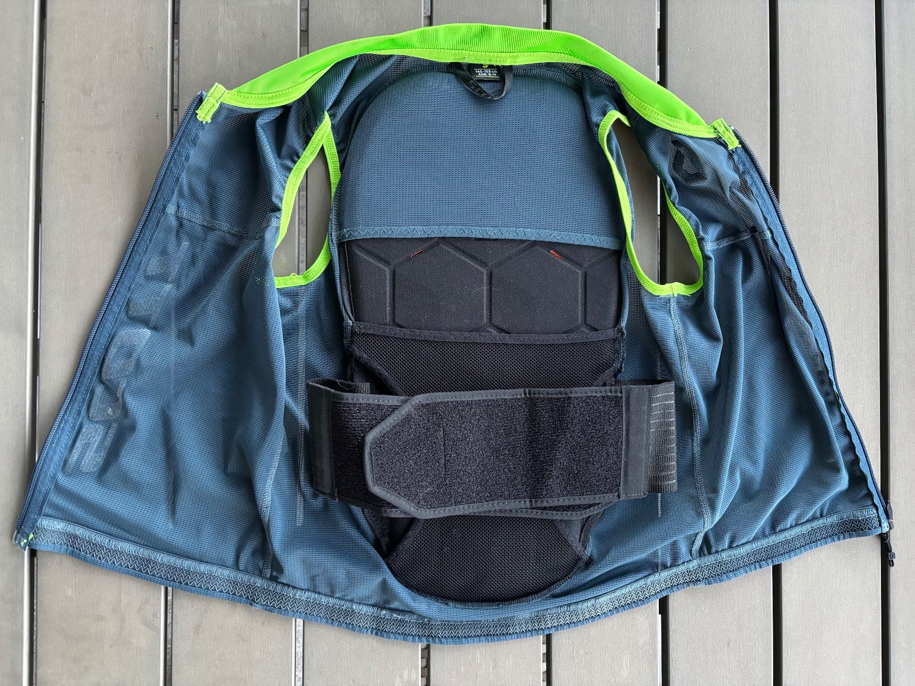 Protections: SCOTT Kinder Protektorweste Actifit, Gr. S – D'occasion à Ebnat-Kappel par Molton 2