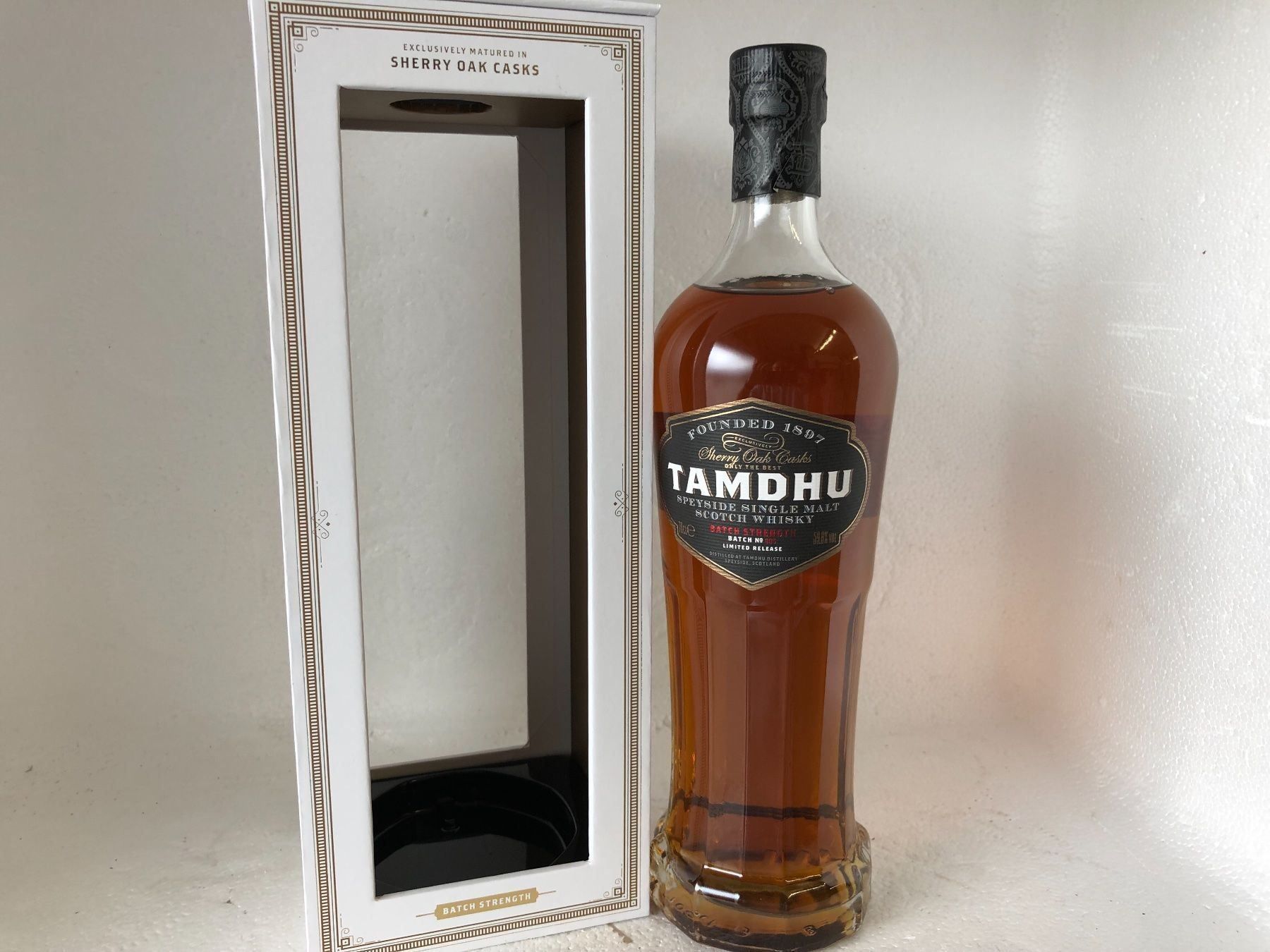 Spiritueux: Tamdhu Batch 005 Cask Strength 59.8% – Neuf avec emballage d'origine à Wöschnau par Vinsale