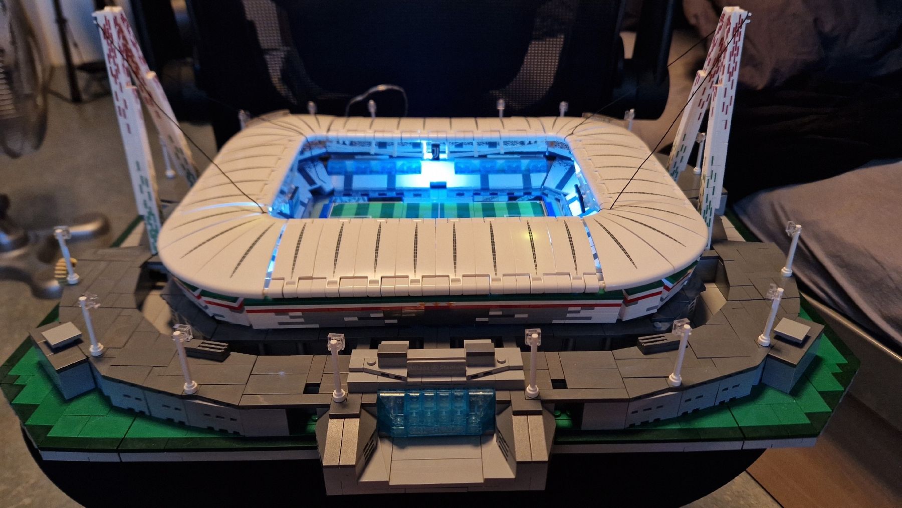 Baukästen: Alianz Stadium (cada) – Gebraucht aus Gümligen von bis_bg8p