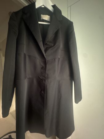 Valentino Satin Mantel