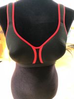 Sport BH Schwarz Rot Gr. 75C,Top Zustand Sommer Fitness