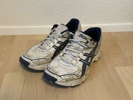 Asics Schuhe Grösse 42.5