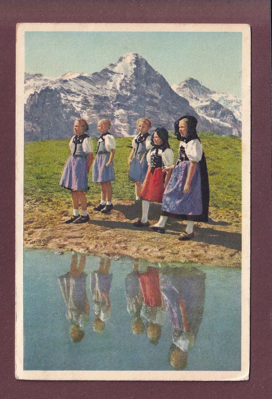Cartes postales: BERN - Trachten - 1953 – D'occasion à Pully par nicecards