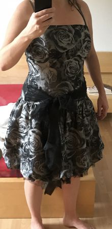 Cocktailkleid, Gr. 42, grau, silbrig, schwarz