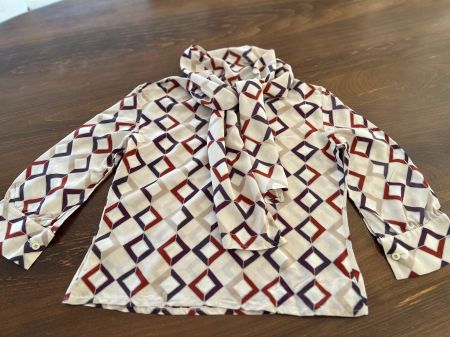Vintage Bluse aus Seide Gr. 36