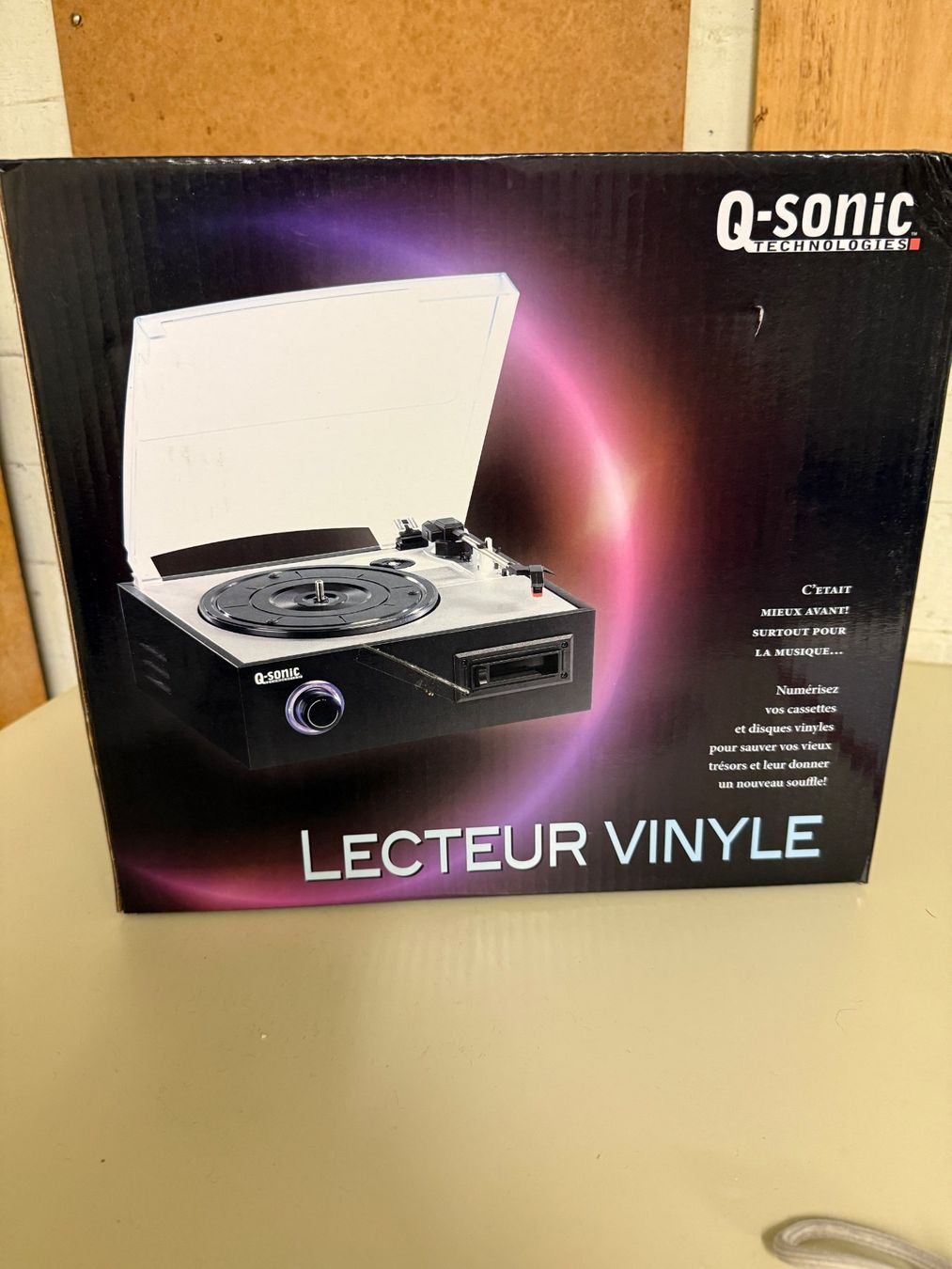 Tourne-disques: Q-sonic Turntable Player 33 1/3 45 78 U/min – Neuf (Voir description) à Schlieren par Stadtammannamt_8952