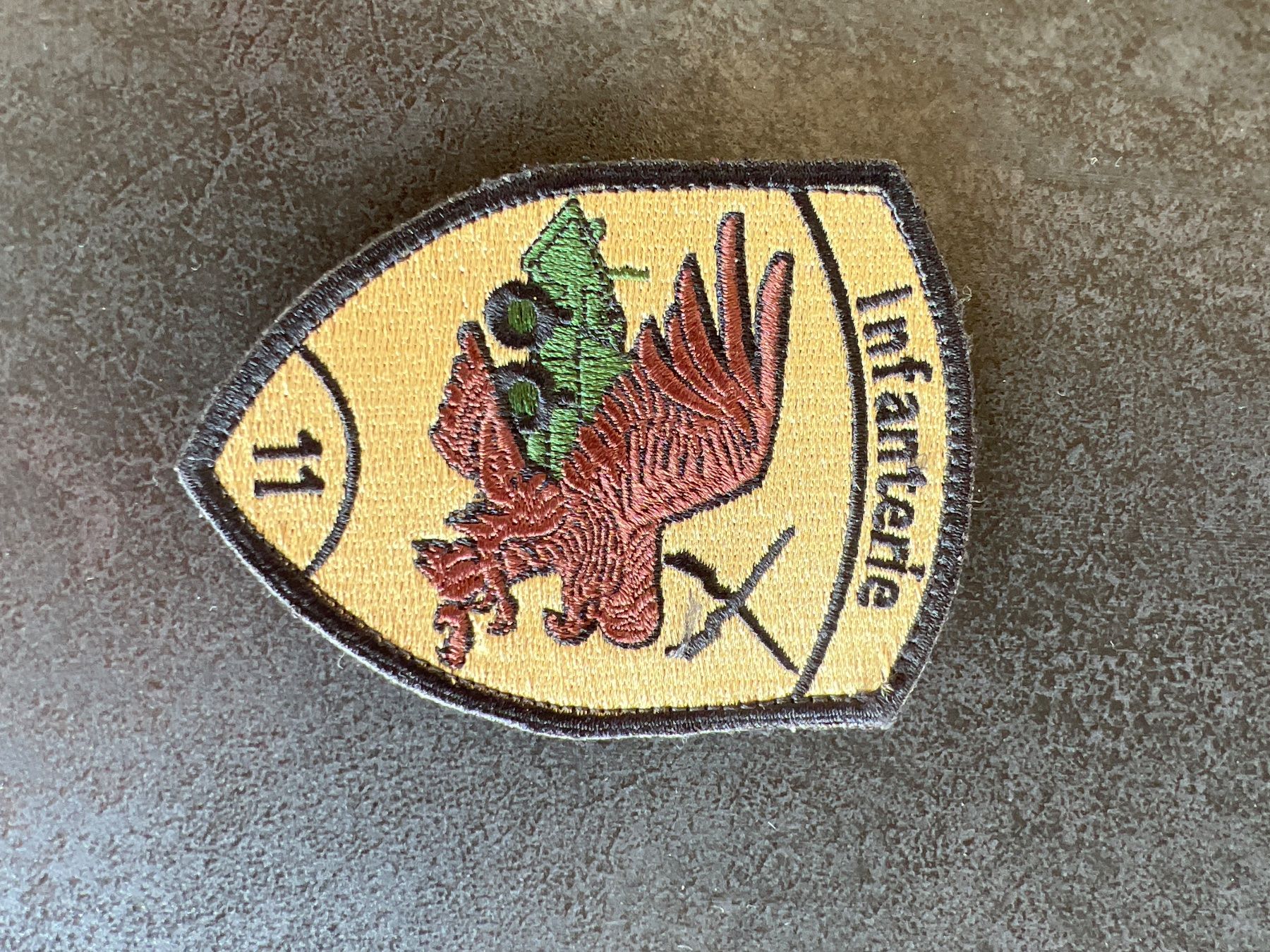 Schweizer Armee Plaketten & Abzeichen: Patch Infanterie 11 Abzeichen Militär – Gebraucht aus Thun von IBT1