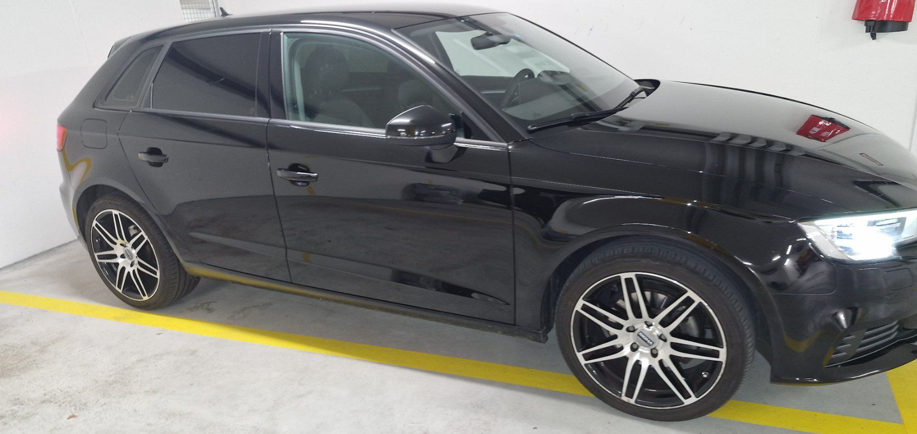 Audi Automobili: Personenwagen Audi A3 – Usato da Niederhasli venduto da Audigirl89 3