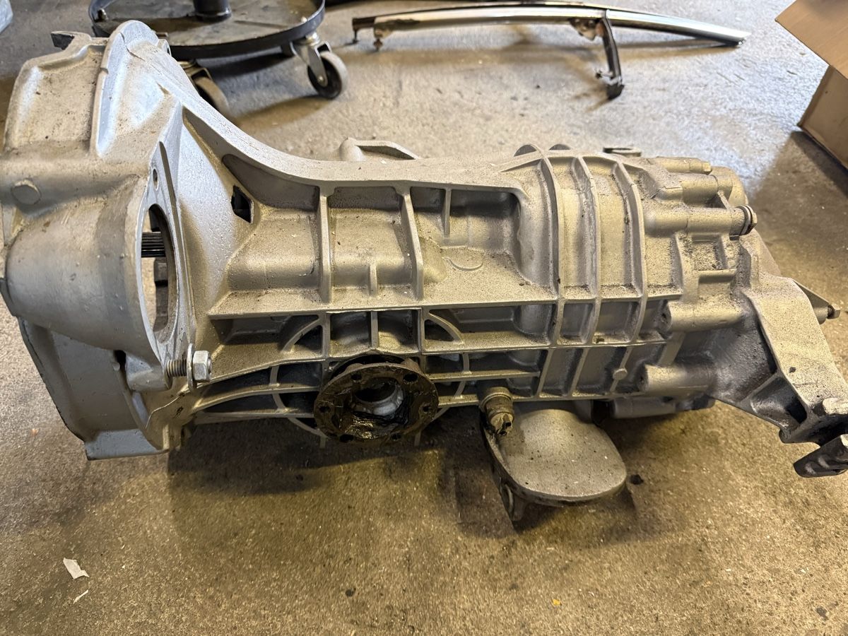 Porsche Tutti pezzi di ricambio auto: Porsche 914 2.0 getriebe  – Usato da Alten venduto da h2709 2
