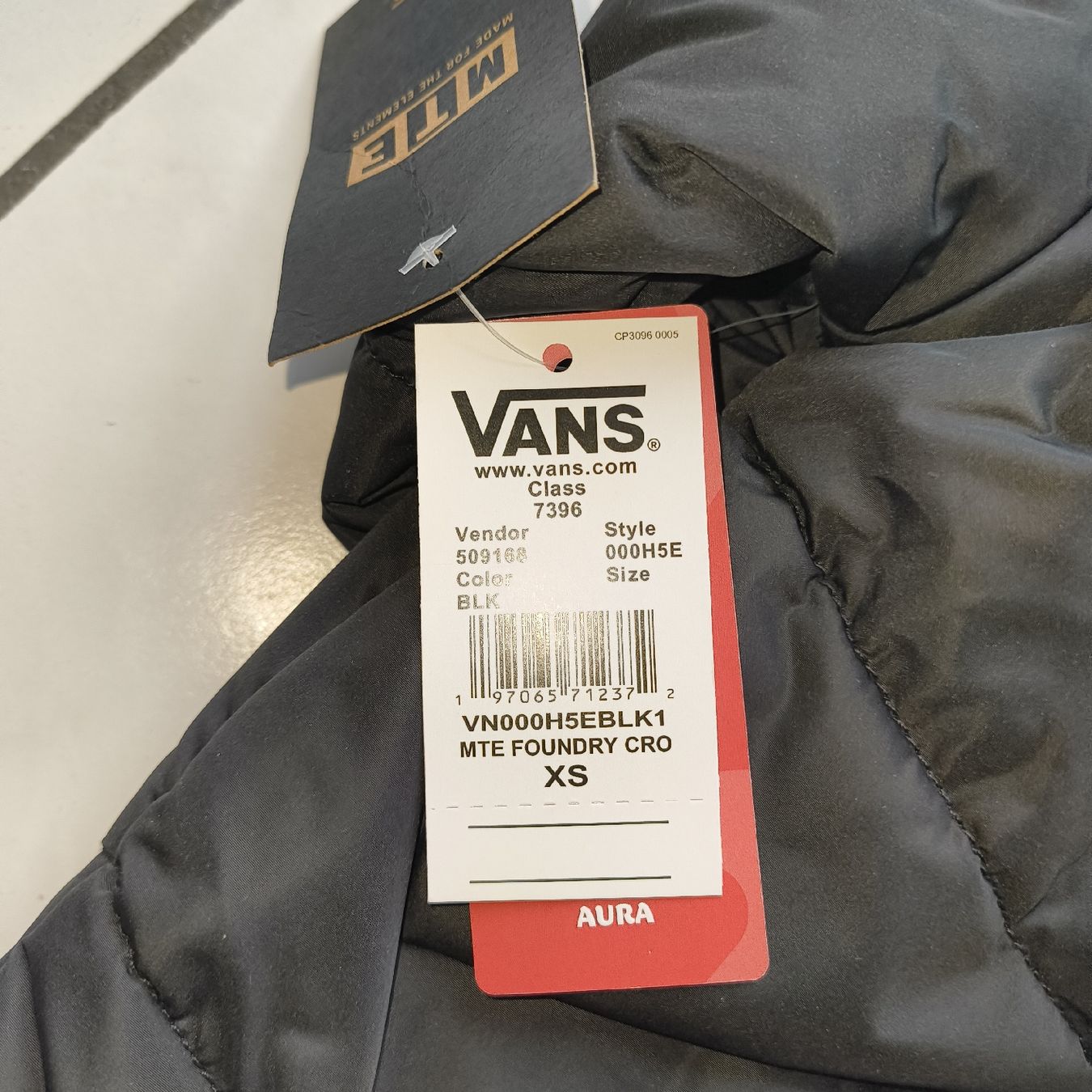 Vans Giacche: Vans Jacke kurz, Grösse M – Nuovo e nell'imballaggio originale da Uitikon Waldegg venduto da PJLS1 3